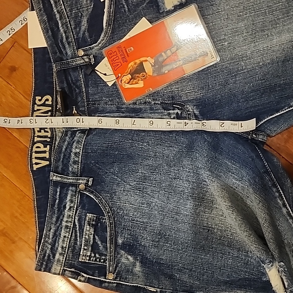 VIP Jeans - Picture 9 of 13